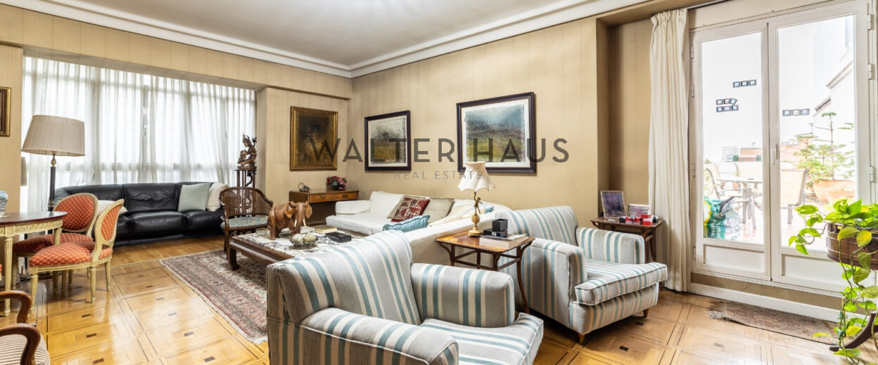 Penthouse for rent with terrace in El Viso, Madrid.