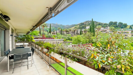 Piso de lujo en alquiler en Torre Vilana, Barcelona