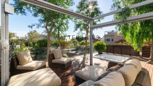 Casa de lujo en venta con terrazas, jardín y vistas al mar, Sant Gervasi La Bonanova, Barcelona