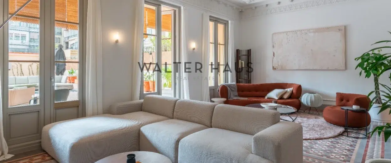 Protegit: Pis amb terrassa al carrer Girona, Barcelona