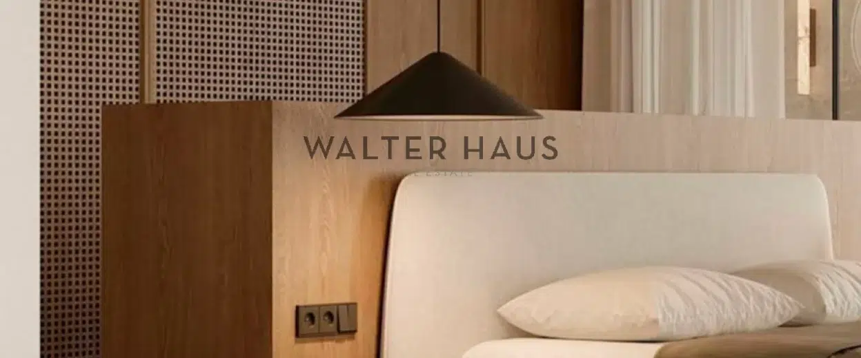 Renovated apartment for sale in a stately building in L’Eixample, Barcelona