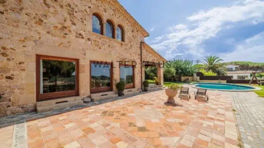 Casa rústica y moderna en entorno único, Sant Feliu de Guixols