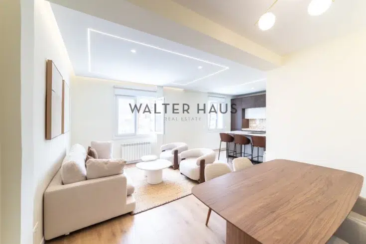 Pis en venda recentment reformat a Eivissa, Madrid.