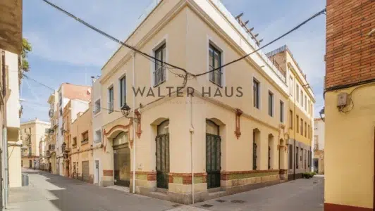 Casa modernista y catalogada con licencia turística, Sant Feliu de Guixols