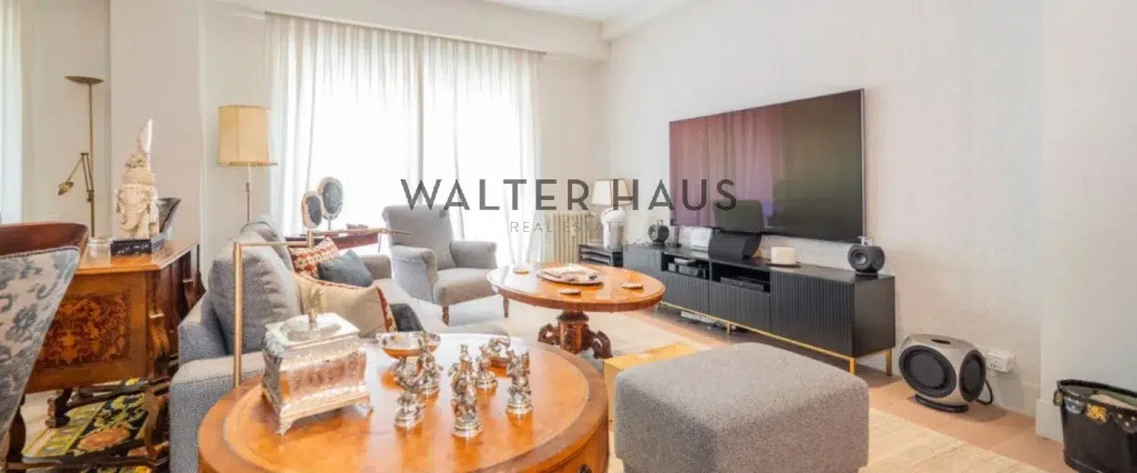 Protegit: Pis en venda a El Viso, Madrid.