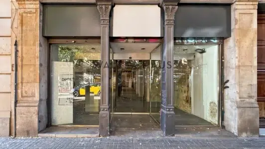 Local en alquiler en Eixample, Barcelona